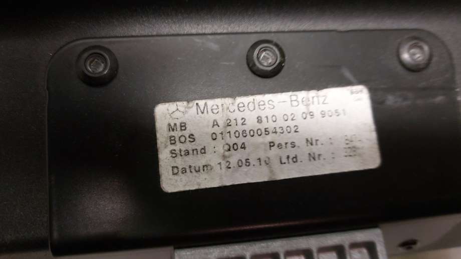 Bagasjerom rollon til Mercedes E-Klasse 2009-2013 (Fase 1) (W212) (W212) (MERCEDES|A 212 810 02 09||2128100209)