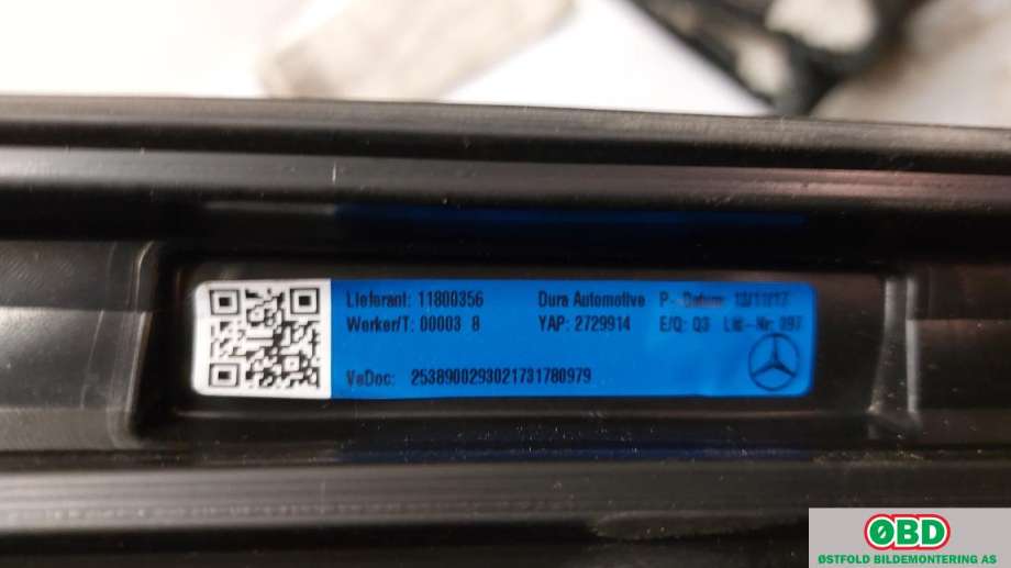 Takrails til Mercedes GLC 2015-2022 (X253) (X253) (MERCEDES|A 253 890 02 93|A 253 890 22 00|2538900293)