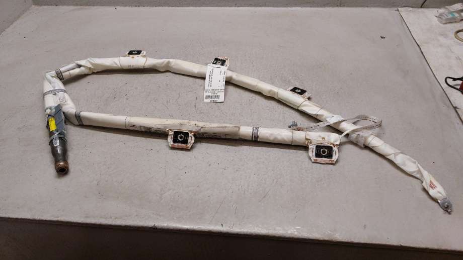 Airbag gardin høyre til Mercedes ML 2011-2015 (Fase 1) (W166) (W166) (MERCEDES|A 166 860 06 02||1668600602)