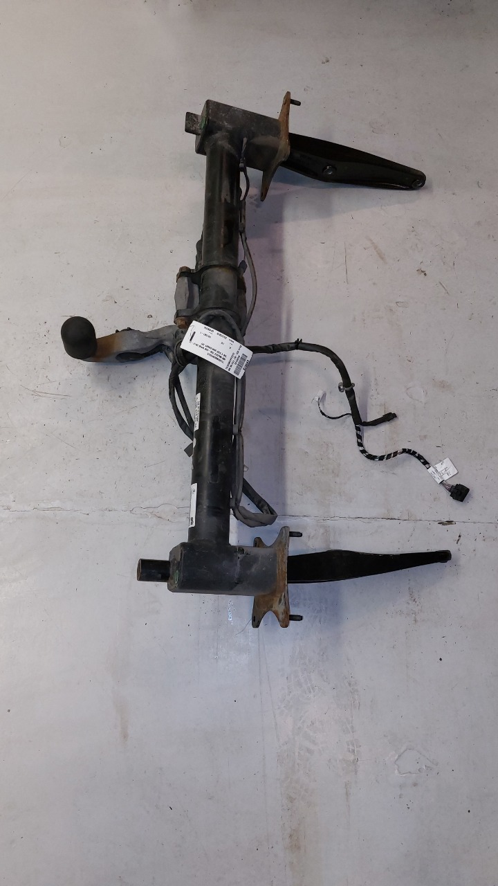 Hengerfeste til Mercedes ML 2011-2015 (Fase 1) (W166) (W166) (MERCEDES|A 166 310 02 04|A 166 310 01 04|1663100204)