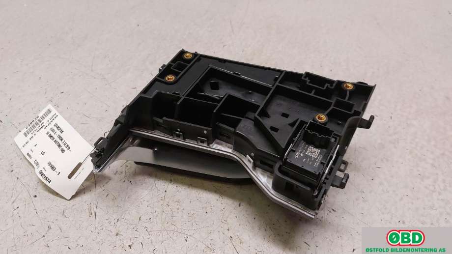 Girstang/girvelger automat til Audi e-tron 2018-->>  (AUDI|4KL 713 041 A||4KL713041ATYU)