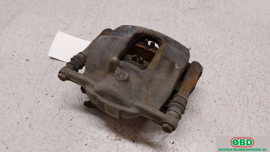 Bremsecaliper venstre foran til Mercedes CLA 2013-2019 (C117) (C117) (MERCEDES|A 000 421 37 81|A 000 421 67 81|)