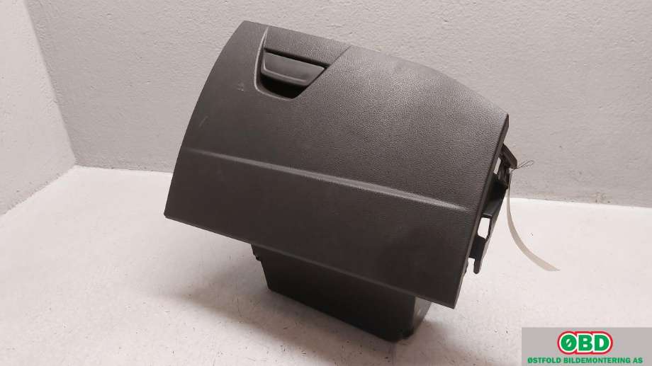 Hanskerom til Ford Focus 2011-2014 (Type III, Fase 1) (FORD|1771929|)