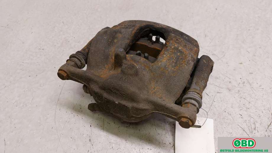 Bremsecaliper venstre foran til Mercedes GLA 2014-2020 (X156) (X156) (MERCEDES|A 000 421 67 81|)