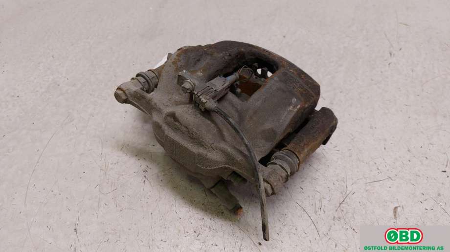 Bremsecaliper høyre foran til Mercedes GLA 2014-2020 (X156) (X156) (MERCEDES|A 000 421 68 81|)