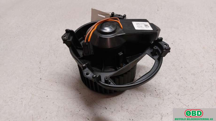 Varmeapparat motor til Mercedes GLA 2014-2020 (X156) (X156) (MERCEDES|A 246 906 16 01||2469061601)