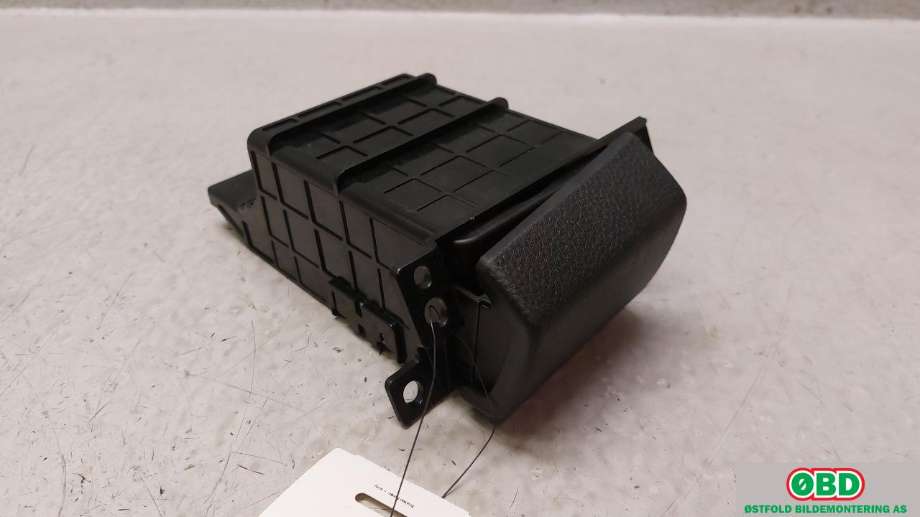Dashbord koppholder til Isuzu D-Max, 2021-->> (Type III)  (ISUZU|)