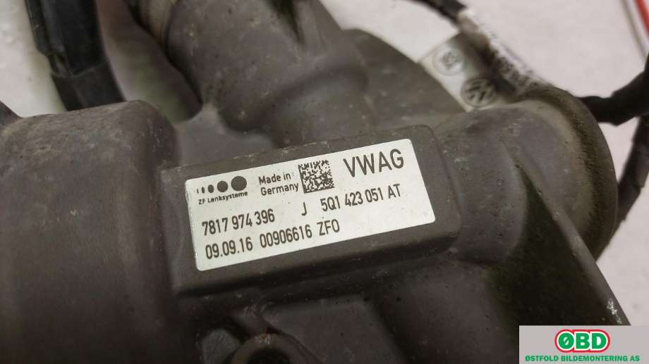 Tannstang elektrisk til VW e-Golf 2017-2020 (Fase 2)  (VOLKSWAGEN|5Q1 423 055 M|5Q1 423 055 MX|)