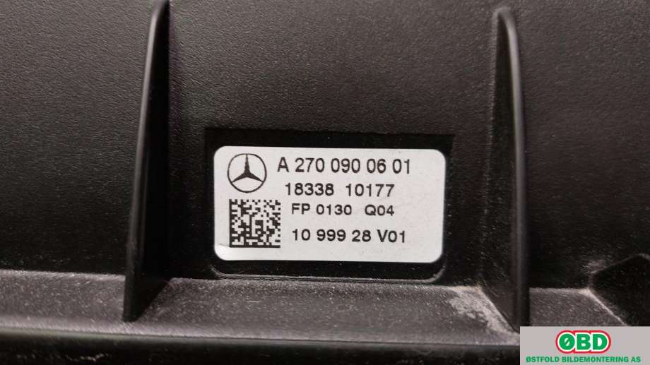 Luftfilterboks til Mercedes GLA 2014-2020 (X156) (X156) (MERCEDES|A 270 090 06 01||2700900601)