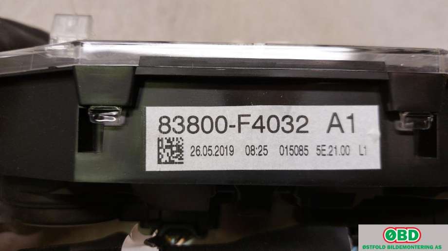 Instrumentpanel til Toyota C-HR 2016-->>  (TOYOTA|83800F4032|)
