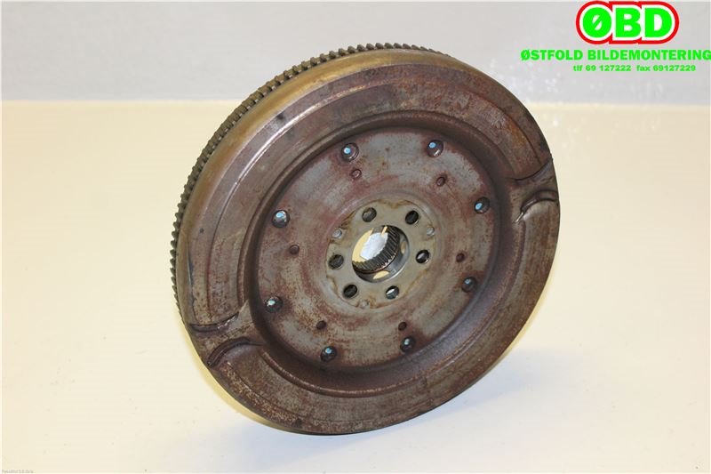 Svinghjul manuell til VW Golf VI 2008-2012  (VOLKSWAGEN|03L 105 266 BT|)
