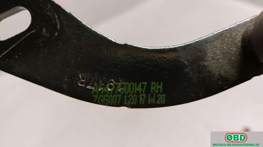 Hengsler til Mercedes Vito 2014-->> (W447) (W447) (MERCEDES|A 447 760 15 47|A 447 760 03 47|)