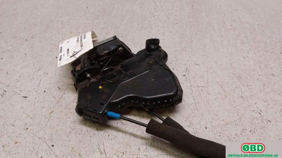 Dørlås låskasse til Toyota Land Cruiser 120 2002-2009  (TOYOTA|6903033272|)