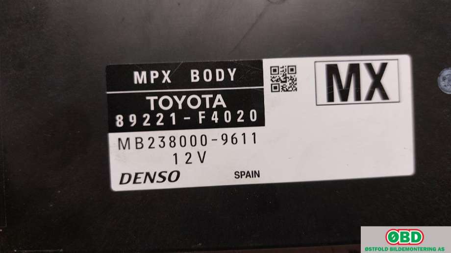 Sikringsboks til Toyota C-HR 2016-->>  (TOYOTA|)