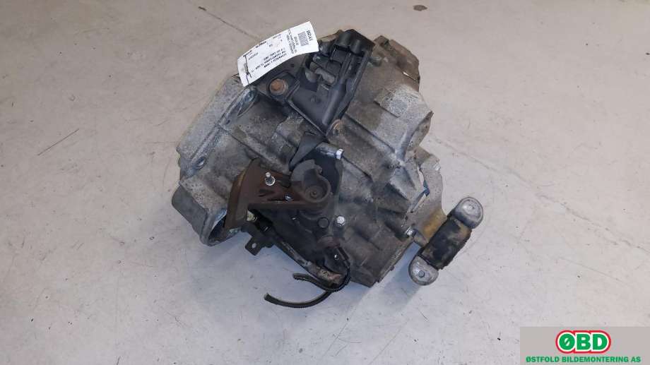 Girkasse manuell 6-trinn til VW Transporter / Caravelle 2009-2015 (Fase 2) (T5) (T5) (VOLKSWAGEN|0A5 300 012 L|)