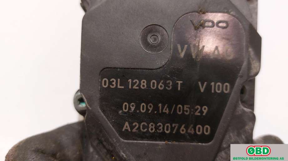 Spjeldhus til Audi A5 2007-2016 (Type I)  (AUDI|03L 128 063 T|)
