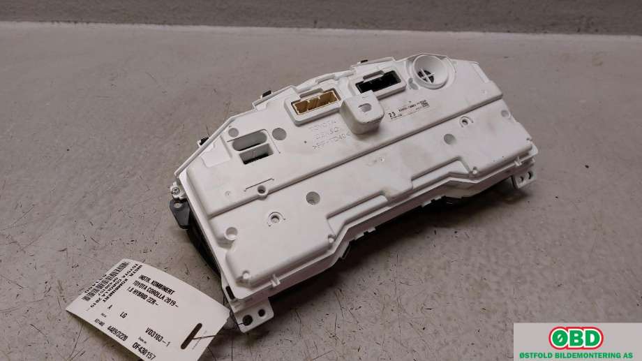 Instrumentpanel til Toyota Corolla 2019-->>  (TOYOTA|838001AM80|)