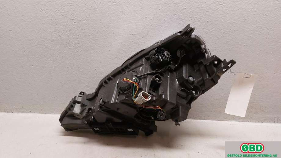 Frontlykt høyre halogen til Nissan Leaf 2011-2017 (Type I)  (NISSAN|260103NA3C|)