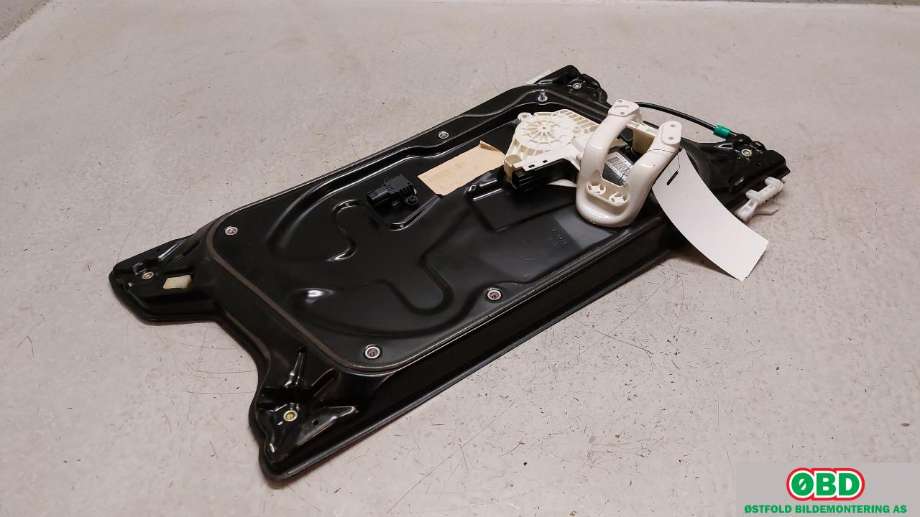 Ruteheis høyre foran til Land Rover Discovery 2009-2017 (Type IV) (LAND-ROVER|LR012487|)