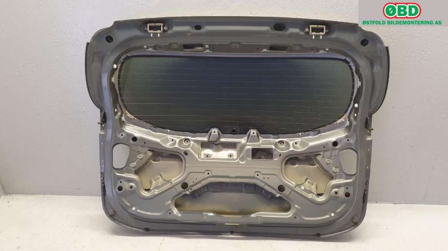 Bakluke combi til Kia Carens 2013-2018 Type III  (73700A4040|)