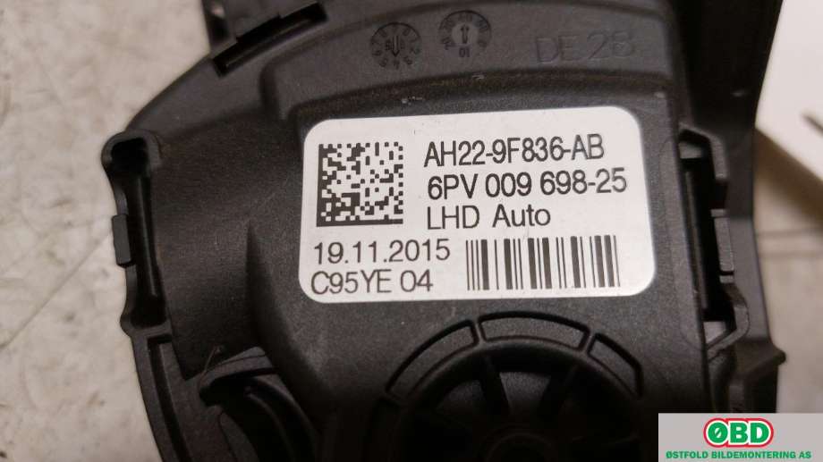 Pedal gass til Land Rover Discovery 2009-2017 (Type IV) (LAND-ROVER|LR029897||AH229F836AB)