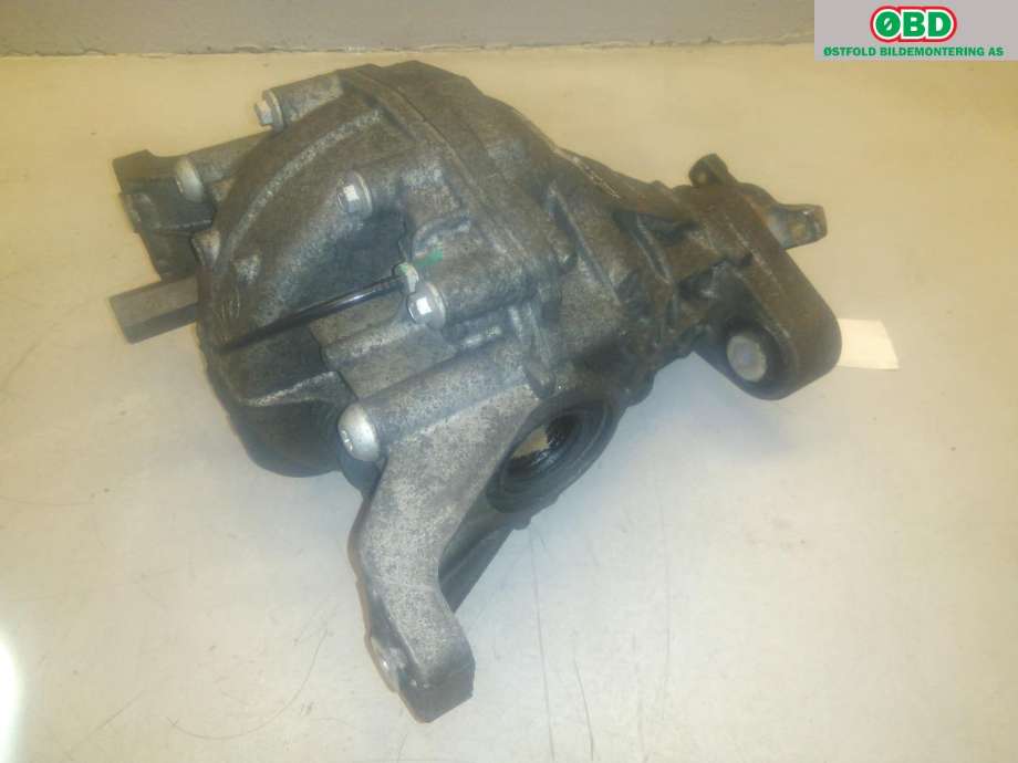 Kardang klokke bak til Mercedes GL 2006-2012 (X164) (X164) (MERCEDES|A 164 350 08 14|)