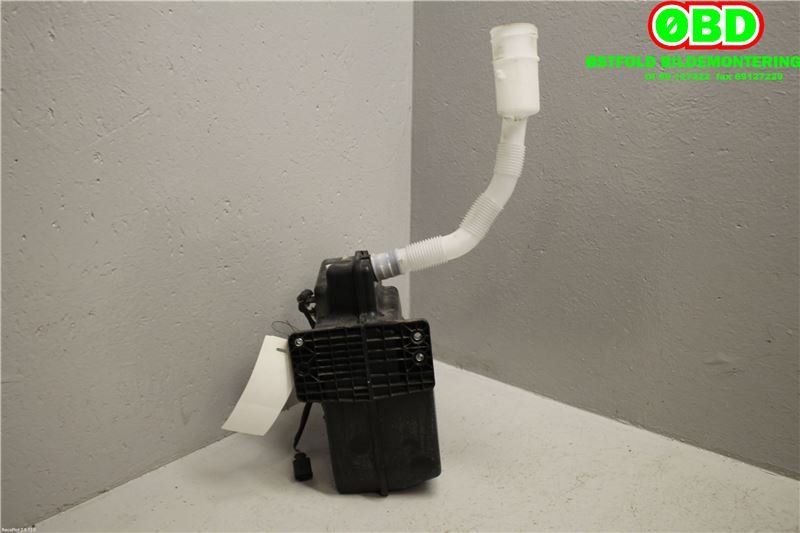 Spylertank til VW Golf VI 2008-2012  (VOLKSWAGEN|1K0 955 453 S||1K0955453S)