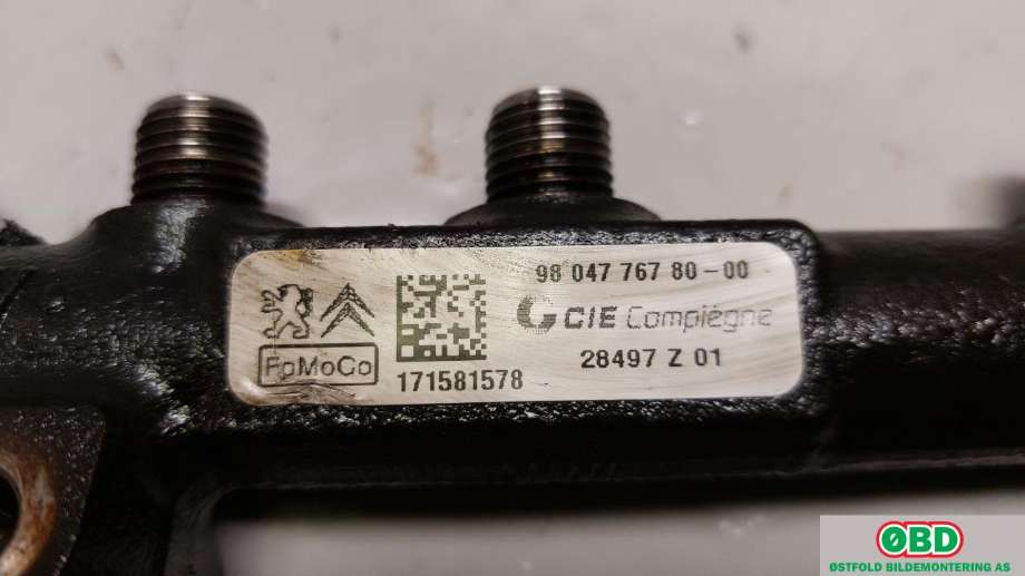 Dyseskinne (fuelrail) til Toyota Proace 2016-->> (Type II)  (TOYOTA||9804776780)