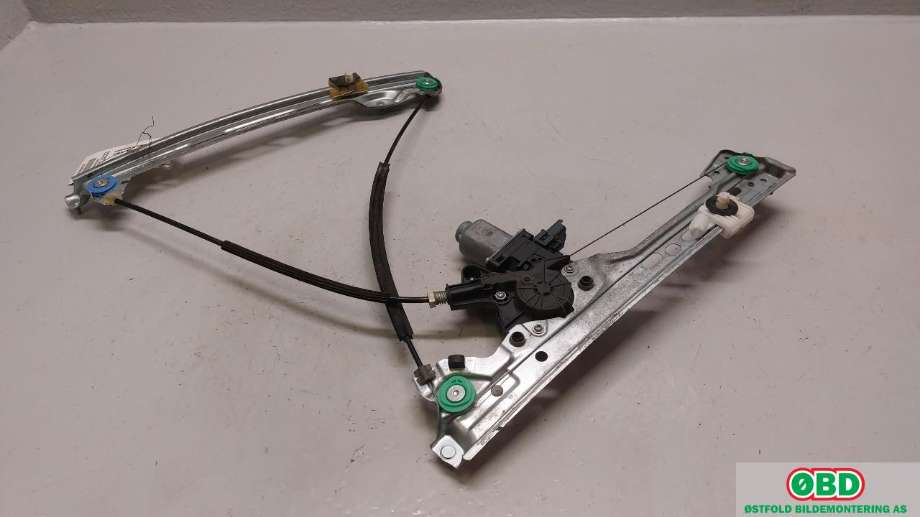Ruteheis venstre foran til Renault Megane 2016-->> Type IV (RENAULT|807215959R|)