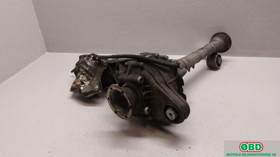 Kardang til VW Touareg 2003-2007 (Type I, Fase 1)  (VOLKSWAGEN|0AA 409 508 E|)
