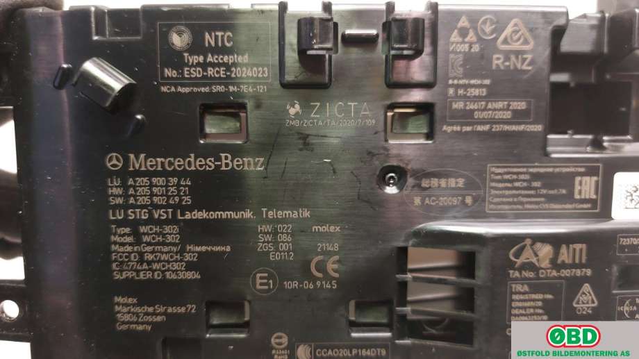 Bilstereo diverse til Mercedes GLC 2015-2022 (X253) (X253) (MERCEDES|A 205 900 39 44|A 205 900 66 49|2059003944)