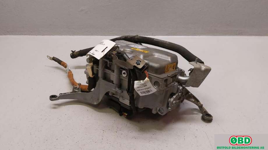 DCDC converter hybrid til Mercedes GLC 2015-2022 (X253) (X253) (MERCEDES|A 213 900 33 33||2139003333)