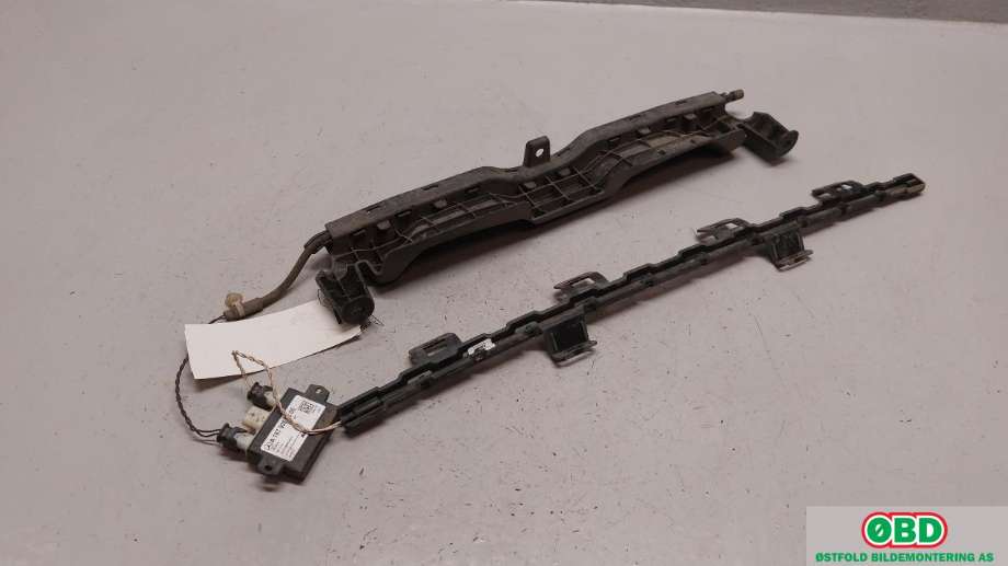 Diverse deler til Mercedes GLC 2015-2022 (X253) (X253) (MERCEDES|A 167 905 02 00||1679050200)