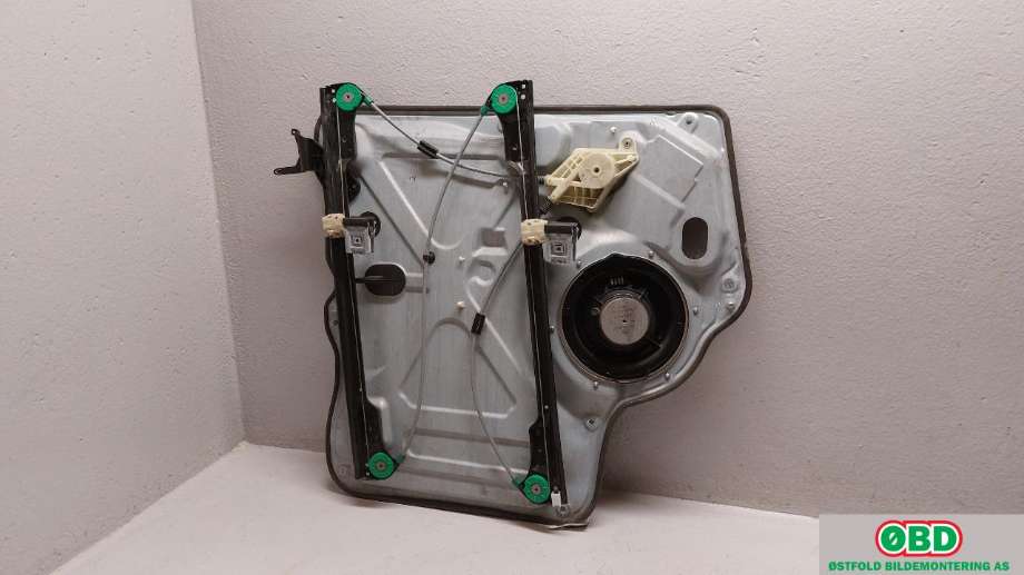 Ruteheis høyre foran til VW Transporter / Caravelle 2015-2019 (T6) (T6) (VOLKSWAGEN|7E0 837 754 D|7E0 837 754 E|)