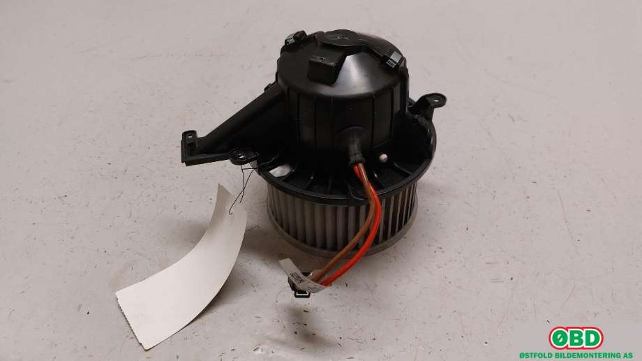 Varmeapparat motor til Mercedes Vito 2014-->> (W447) (W447) (MERCEDES|A 000 830 47 01|)