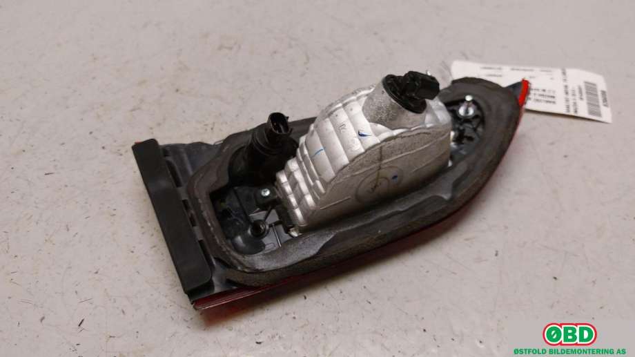 Baklykt høyre indre til Mazda 6 2013-2015 (Type III, Fase 1)  (MAZDA|GHK1-51-3F0A|)