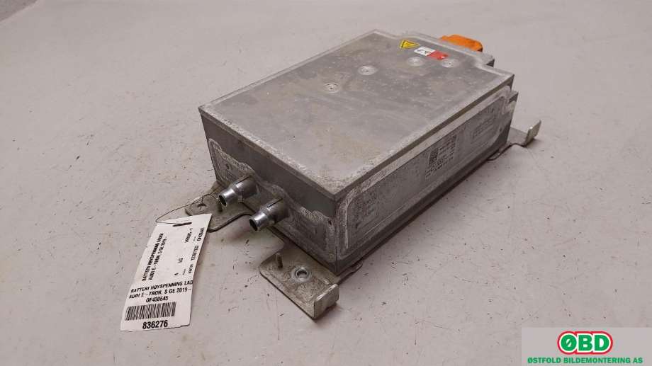 Batterilader (OBC - On Board Charger) til Audi e-tron 2018-->> (AUDI|5QE 915 684 AT|5QE 915 684 BC|5QE915684AT)