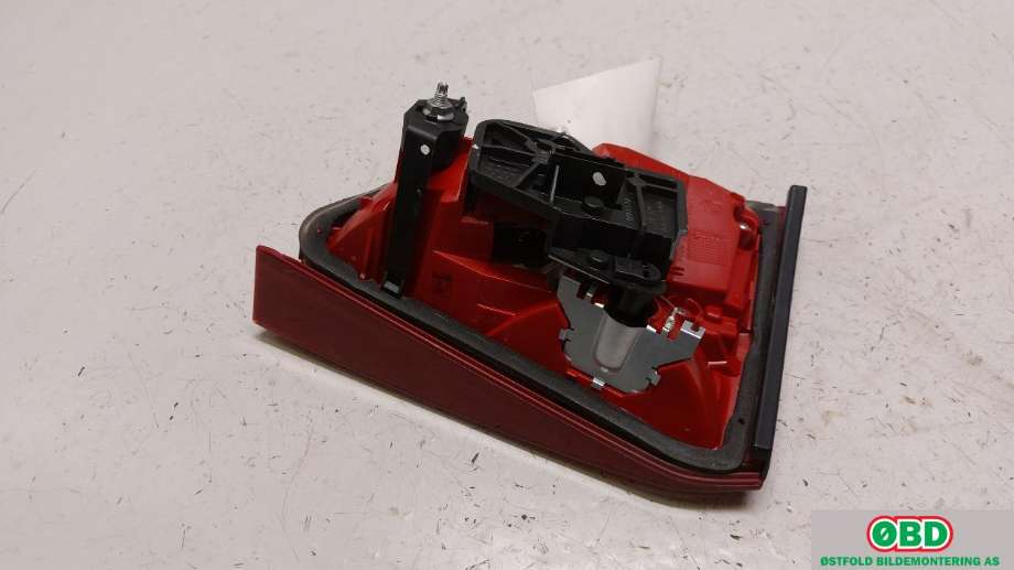 Baklykt venstre indre til Audi A4 2007-2014 (Type IV) (B8) (B8) (AUDI|8K5 945 093 K|)
