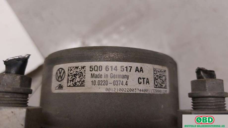 ABS sentral til VW Golf VII 2012-2017 (Fase 1)  (VOLKSWAGEN|5Q0 614 517 AA||5Q0614517AA)