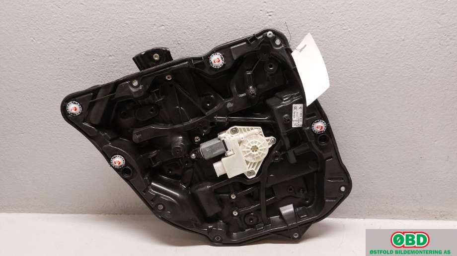 Ruteheis venstre bak til BMW 5-Serie 2017-->> (G30/G31) (G30/G31) (BMW|51 33 7 487 087|51 35 7 455 083|)