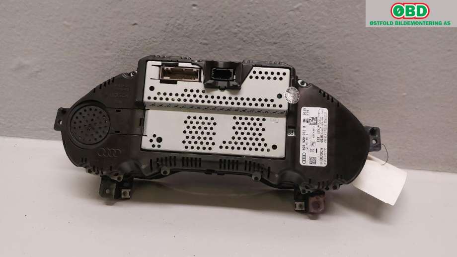 Instrumentpanel til Audi A6 2011-2014 (Type IV, Fase 1) (C7) (C7) (AUDI|4G8 920 932 DX|)