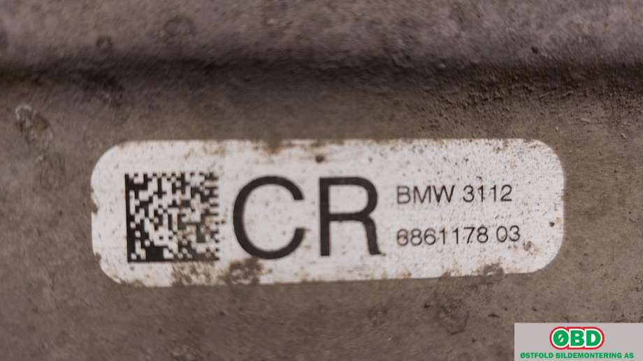 Bærebru høyre foran nedre til BMW 5-Serie 2017-->> (G30/G31) (G30/G31) (BMW|31 10 6 861 178|)