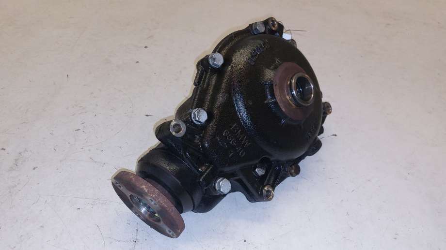 Kardang til BMW X3 2007-2010 (Fase 2) (E83) (E83) (BMW|31 50 7 606 203|)