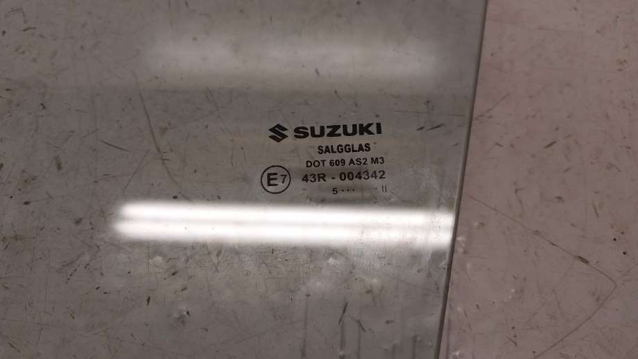 Siderute venstre foran til Suzuki Vitara 2015-->> (Type IV)  (SUZUKI|84502-54P01|)