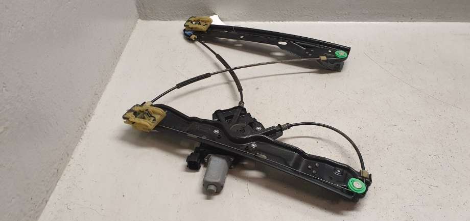 Ruteheis venstre til Land Rover Range Rover, Evoque 2011-2019 (Type I)  (LAND-ROVER Evoque|LR046658|LR031661|)