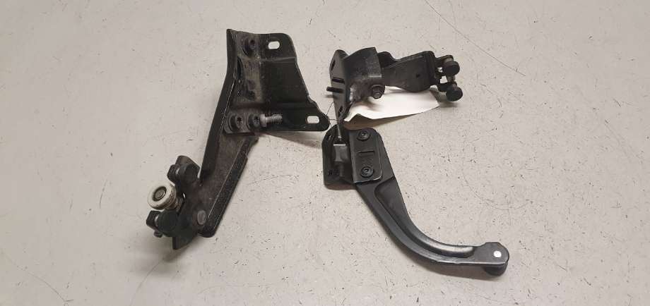 Hengsler til VW Caddy 2020-->> (Type IV) (2K7 843 303 A|2K7 843 397 A|2K7 843 435 B)