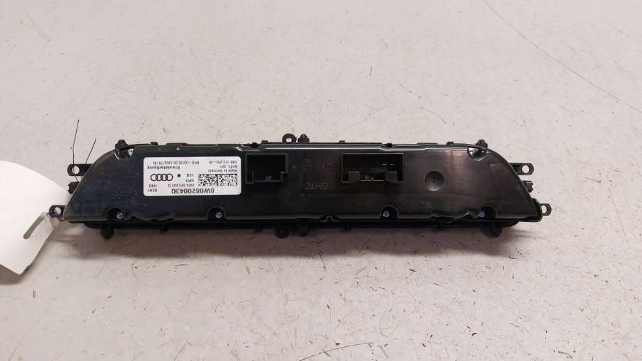 Varmeapparat betjening til Audi A4, Allroad 2016-->> (Type II) (B9) (B9) (AUDI|8W0 820 043 Q|)