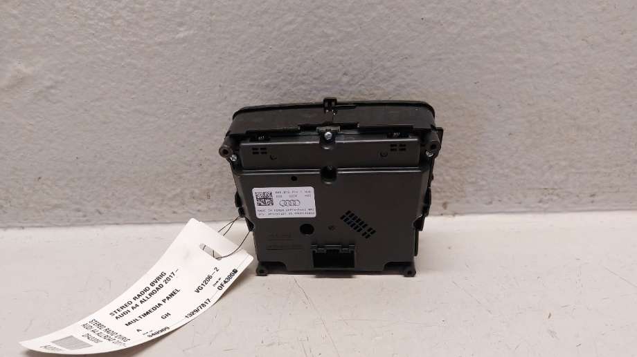 Bilstereo diverse til Audi A4, Allroad 2016-->> (Type II) (B9) (B9) (AUDI|8W0 919 614 T|)