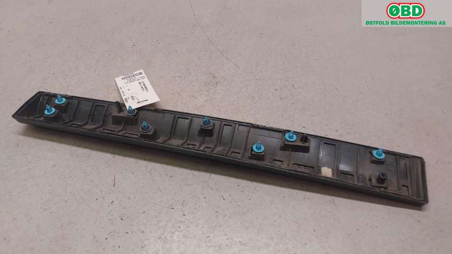 Diverse deler til BMW X1 2015-2022 (F48) (F48) (BMW|51 13 8 067 708|)