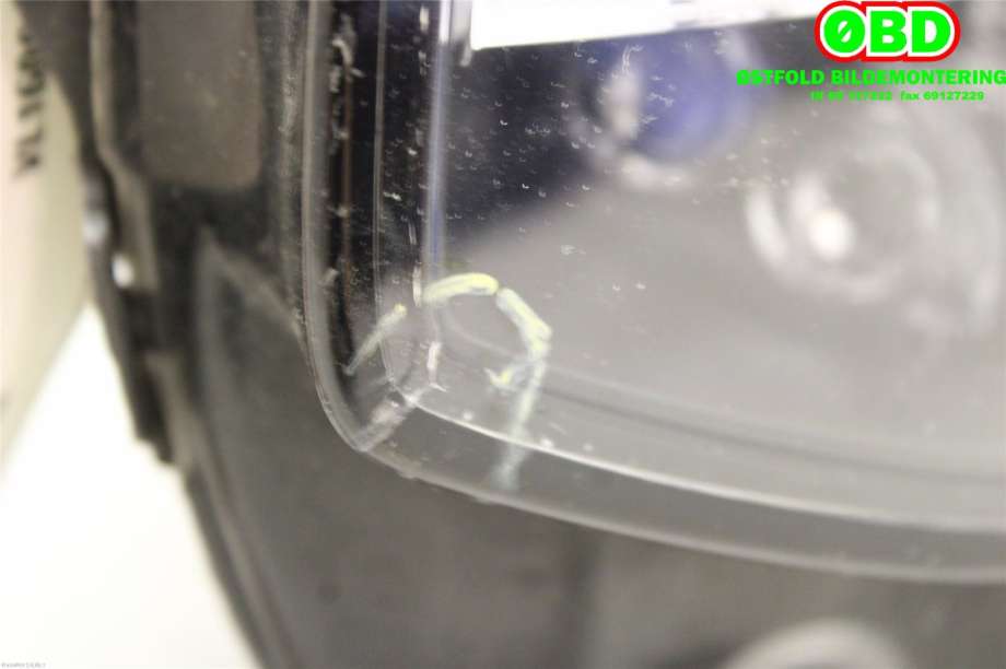 Frontlykt venstre halogen til Volvo XC90 2015-2025 (Type II)  (VOLVO|31446728|)